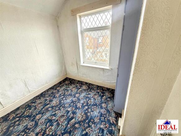 3 bed Terraced for sale Image 12
