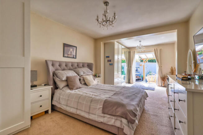 Ferniefields, High Wycombe, Buckinghamshire, HP12 photo 4