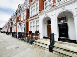 Flat A, 48, Evelyn Gardens, London SW7 3BH