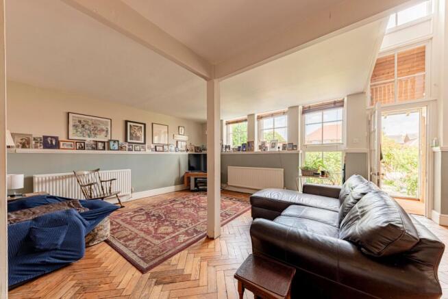 Living Room (5)