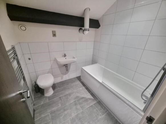 2 bed Flat to rent Image 8