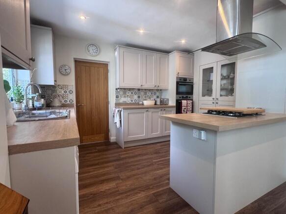 kitchen2