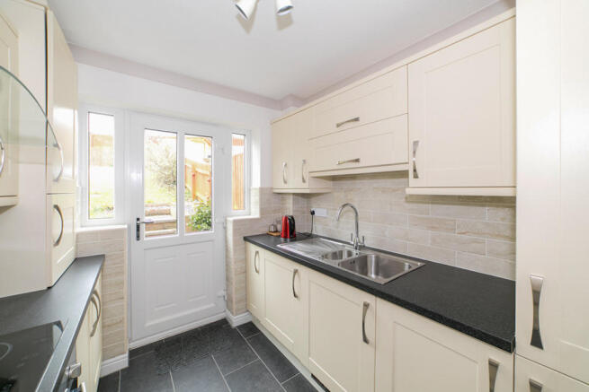 Kitchen 2