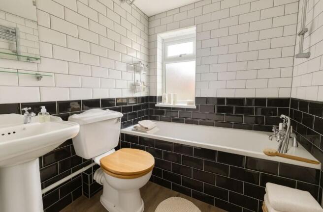 2prioryfarmcottag...