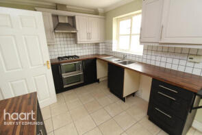 35, Blacksmiths Way, Bury St. Edmunds IP30 9GH