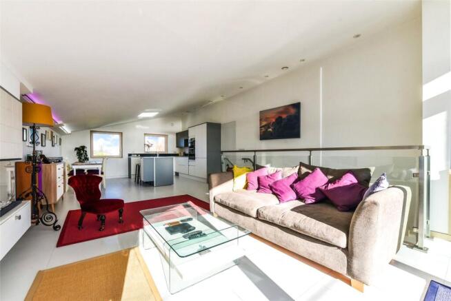 Sitting/Dining/Kitch