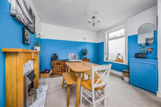 31 Bertie Road, Southsea-Small-PorticoMarketing-So