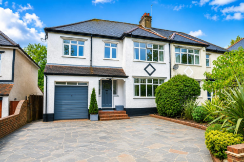 Whitethorn Avenue, Coulsdon