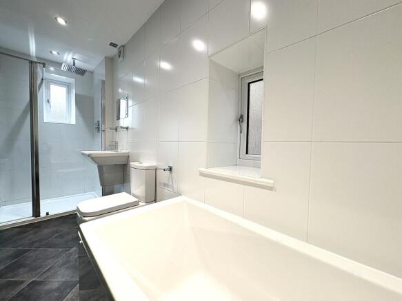 1 bed Terraced to rent Image 9