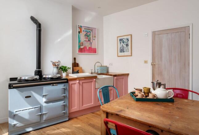 May Cottage, 16 Browns Hill, Dartmouth