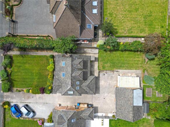 3 bed Detached for sale Image 11