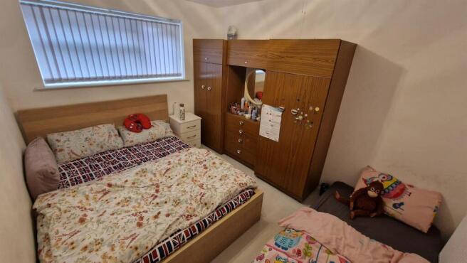Calbourne Crescent, Manchester photo 4