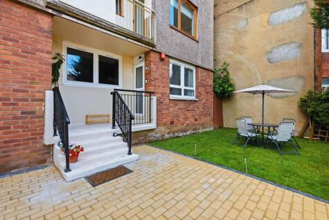 16 Ellangowan Road, Shawlands, G41