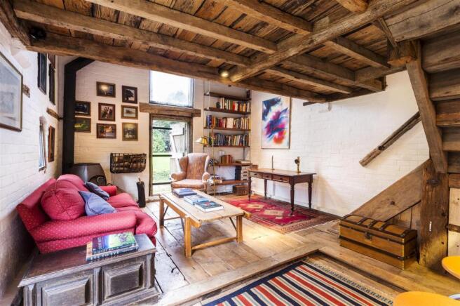 house. estate agency Cranleigh Barhatch Farm