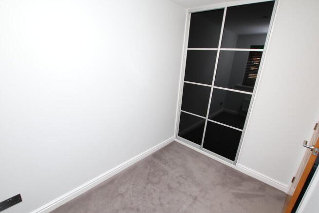 3 bed Link Detached House to rent Image 11