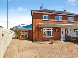 41, Chorley Avenue, Chell, Stoke-on-trent ST6 7LG