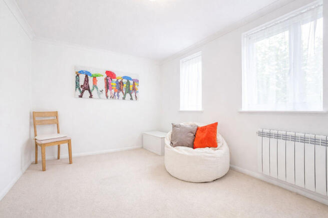 Knaves Hollow, High Wycombe photo 4
