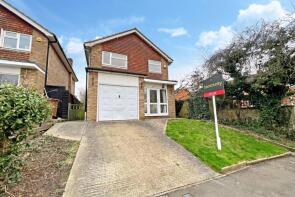 3, Longacre, Chelmsford CM1 3BJ