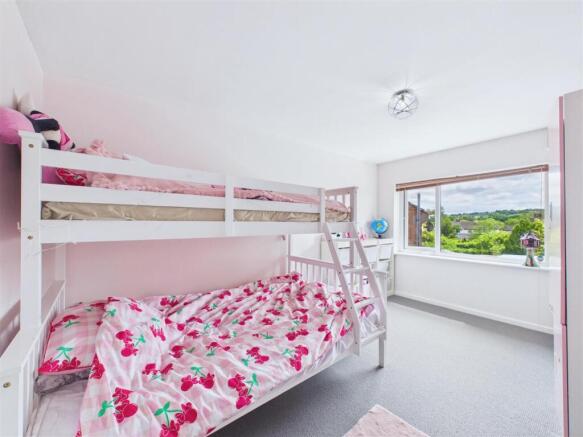 3 bed Detached for sale Image 10