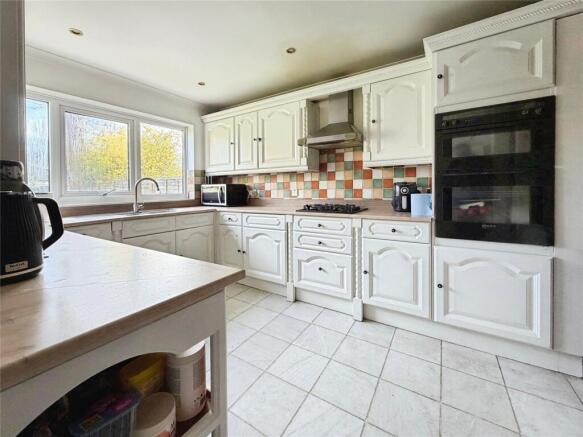 Oaklands Close, Bexleyheath, DA6 photo 4