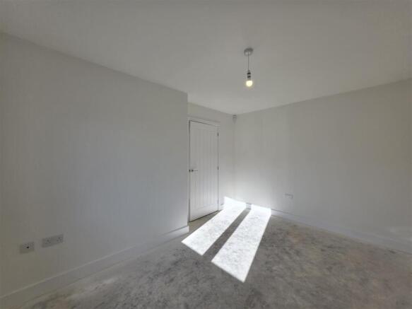 2 bed Semi-Detached Bungalow for sale Image 7