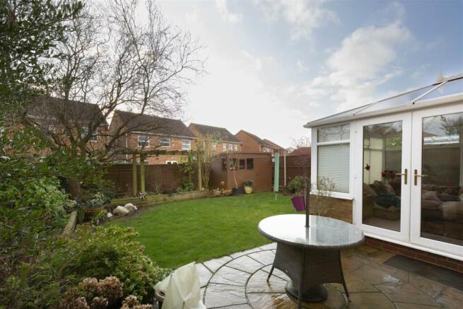 27 Crocus Way 52.jpg
