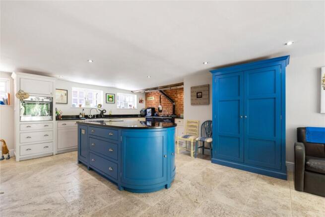 Kitchen/Breakfast