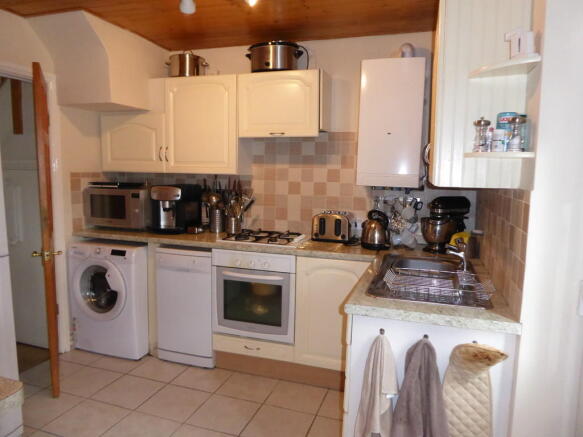 Photo 3