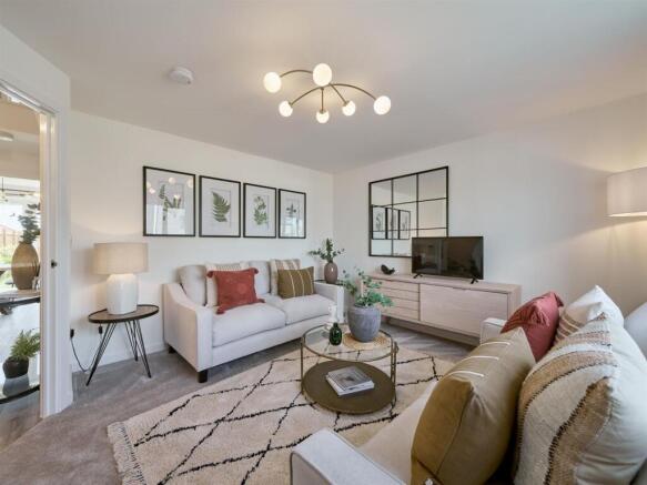 4 bed Detached to rent Image 4