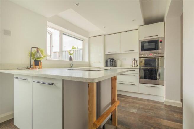 2 bed Semi-Detached for sale Image 4