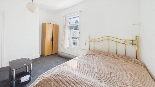 3 bed Terraced for sale Image 6