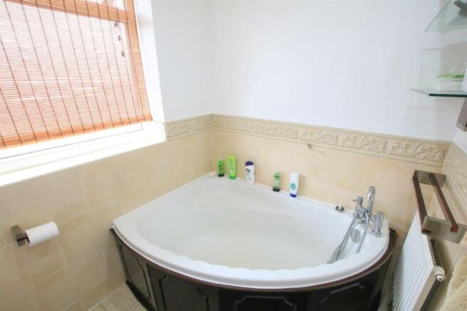 HOUSE BATHROOM