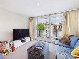 18, 18 Normandy House, The Drive, Hove BN3 3JB