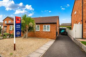 4, Woodrush Close, Taunton TA1 3XB