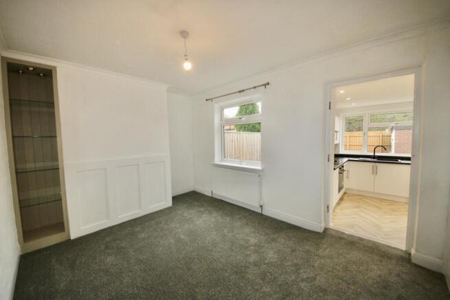 3 bed House to rent Image 4