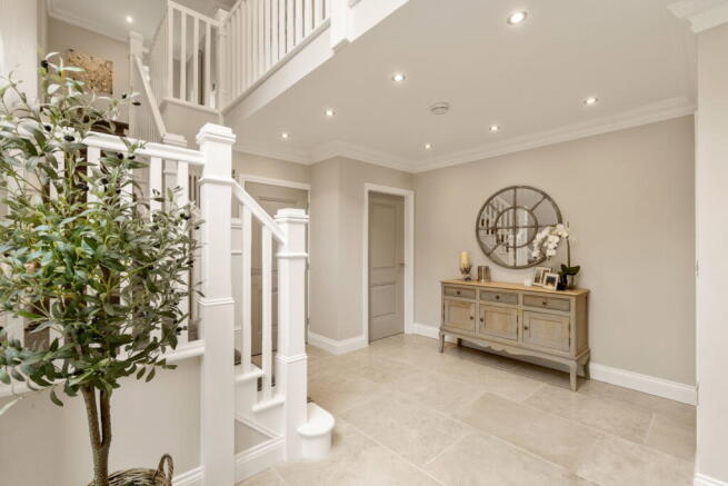 4 bed Detached for sale Image 7