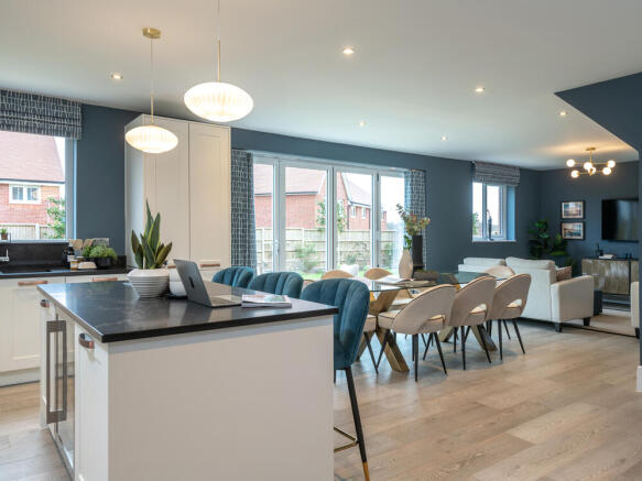 4 bed Detached for sale Image 6