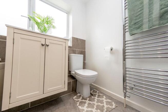 3 bed Semi-Detached for sale Image 9