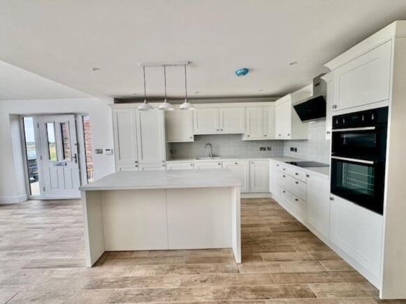 Roy's Drive, Tetney, DN36 photo 4