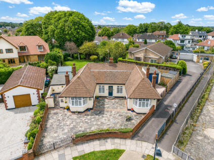 Broadlawn, Leigh-on-Sea, SS9 4