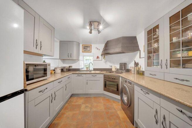 Robin Hall, 10 Beckside, Carleton, BD23 3ET photo 5