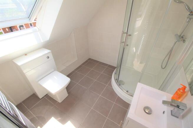 En-Suite Bathroom