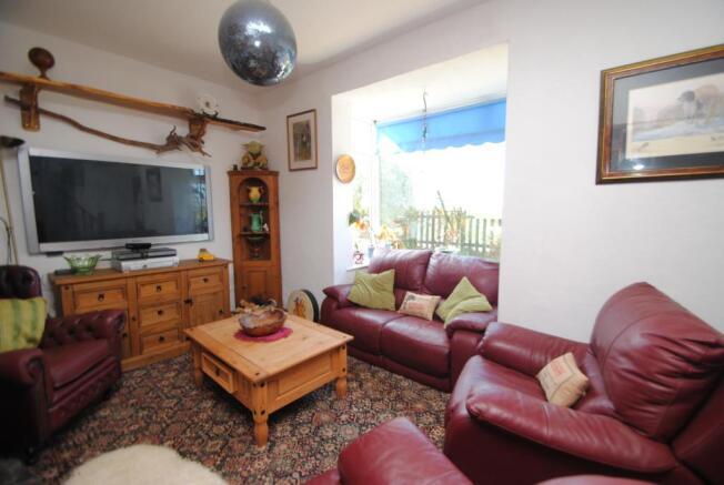 Sitting Room Ow