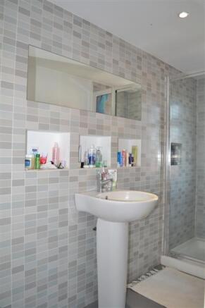 En Suite Shower Room