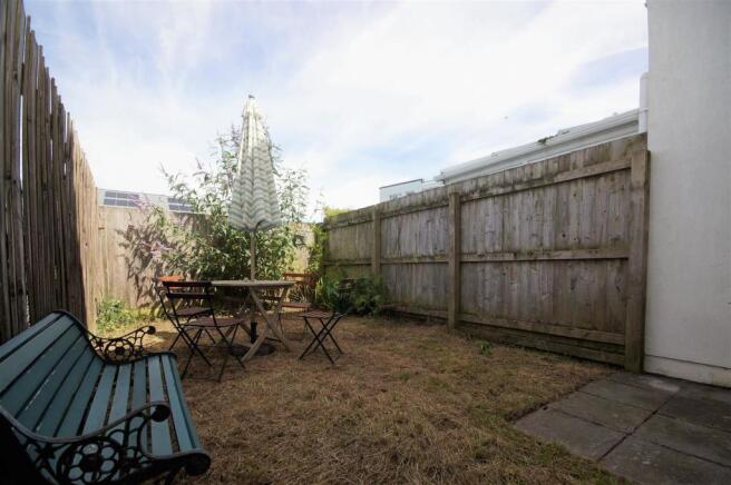 rear garden.JPG