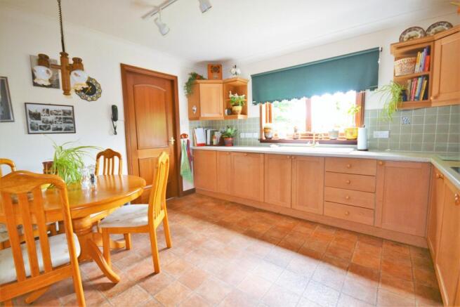 Kitchen / Breakfast