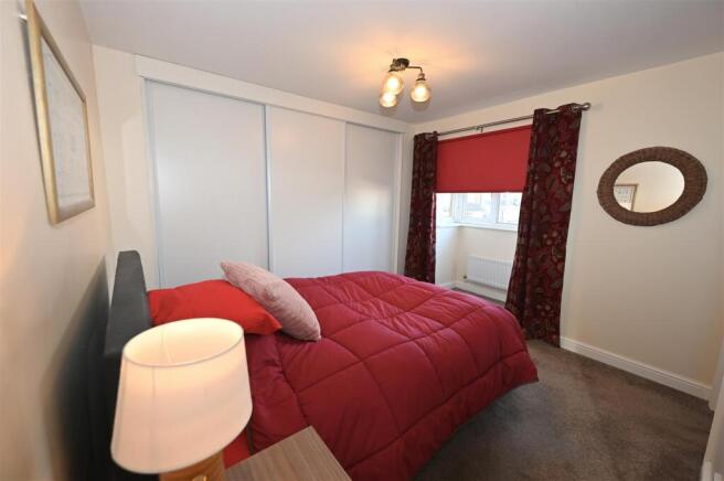 4 bed Detached for sale Image 10