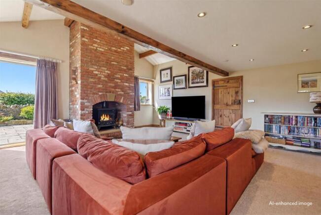 4 bed Semi-Detached for sale Image 11
