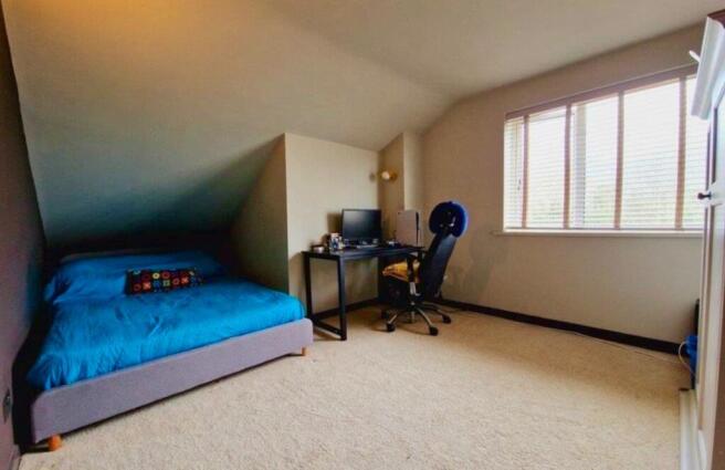 Photo 10