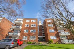 Flat 22, 7 13 Solar Court, Etchingham Park Road, Finchley, London N3 2DZ